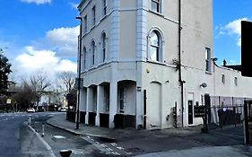 Modern Studios Queenspark