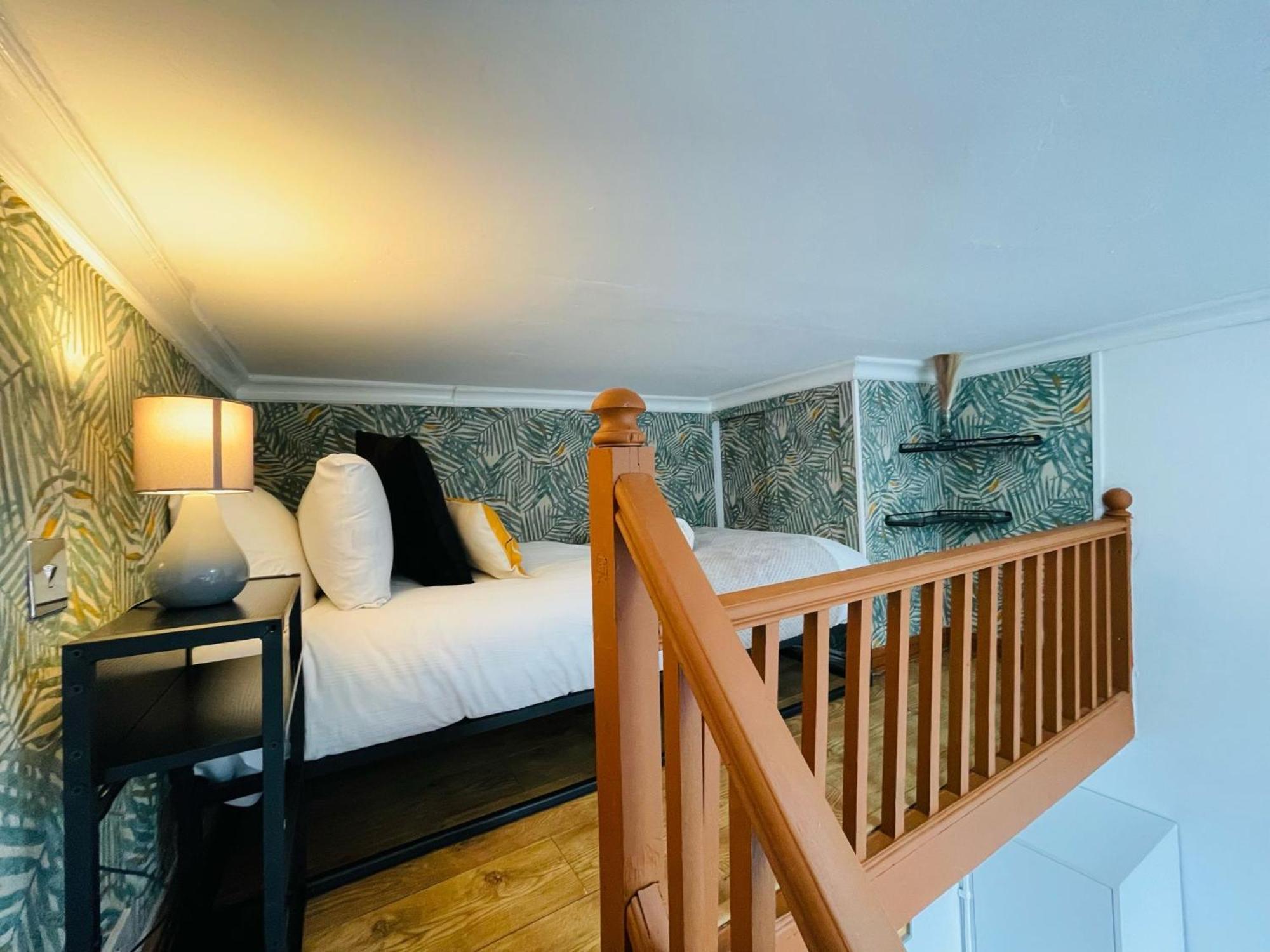 Modern Studios Queenspark Londres Chambre photo