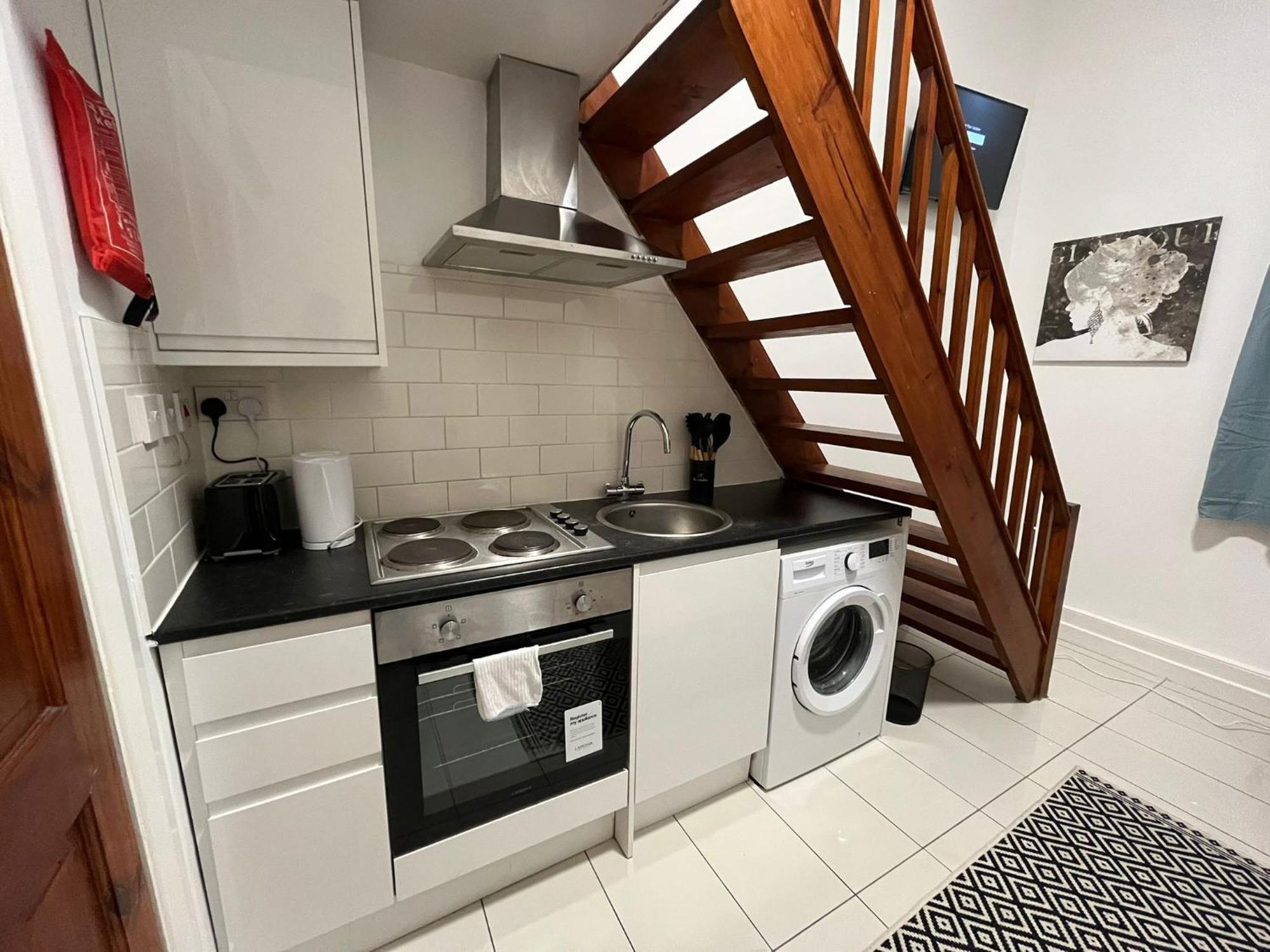 Modern Studios Queenspark Londres Chambre photo