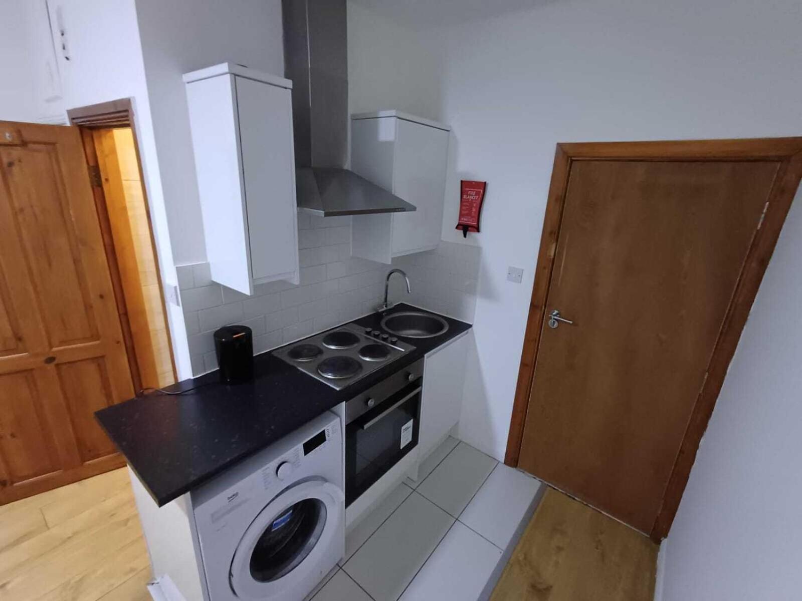 Modern Studios Queenspark Londres Chambre photo