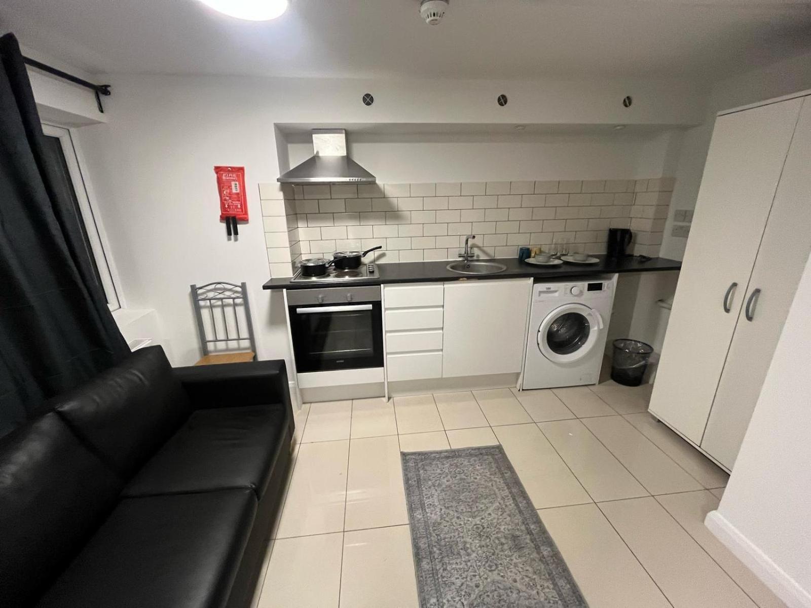 Modern Studios Queenspark Londres Chambre photo